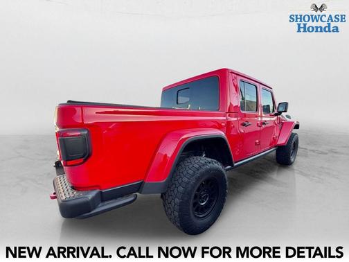 Firecracker Red Clearcoat 2020 Jeep Gladiator Rubicon