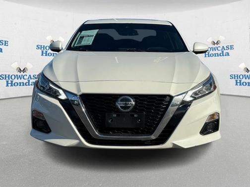 2020 Nissan Altima 2.5 SV