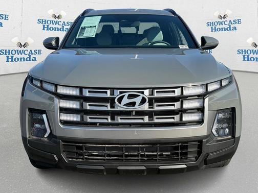 2025 Hyundai SANTA CRUZ SEL Activity