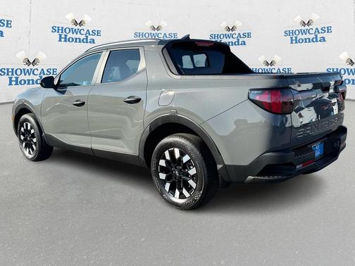 2025 Hyundai SANTA CRUZ SEL Activity