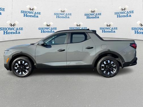 2025 Hyundai SANTA CRUZ SEL Activity