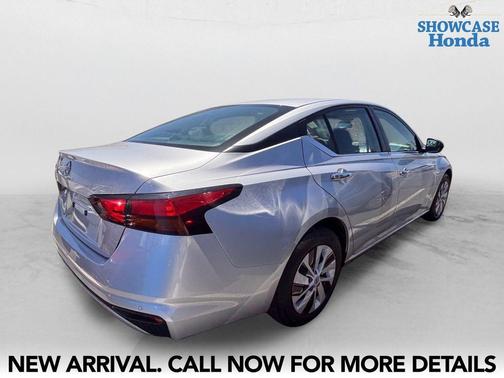 Brilliant Silver 2024 Nissan Altima S FWD