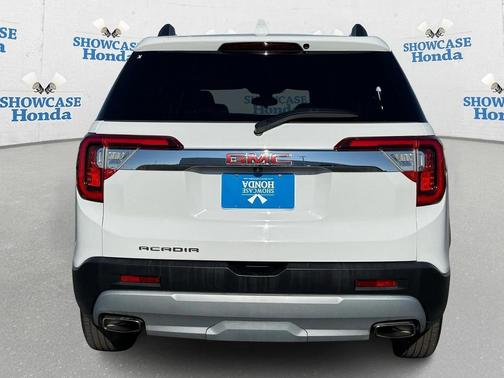 2023 GMC Acadia FWD SLT