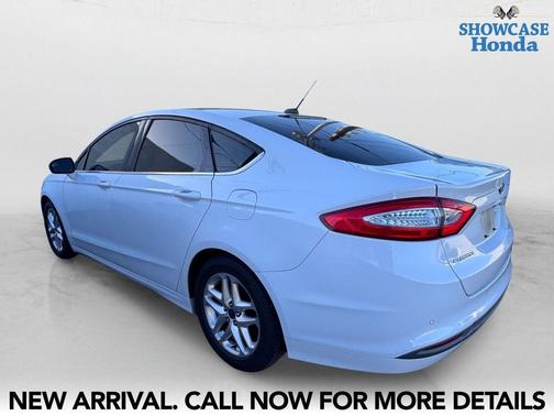 Oxford White 2016 Ford Fusion SE
