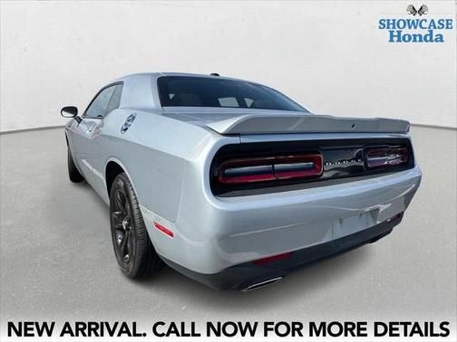 2022 Dodge Challenger SXT