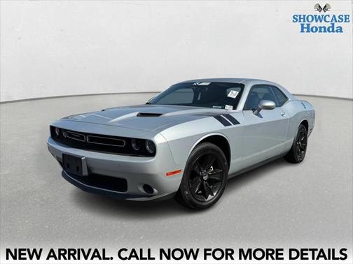 2022 Dodge Challenger SXT