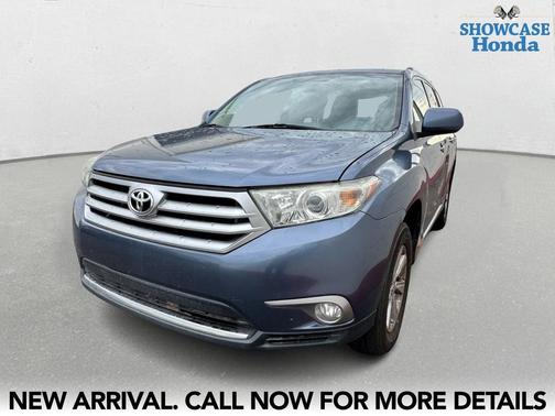 2013 Toyota Highlander SE