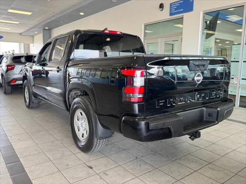 2022 Nissan Frontier S