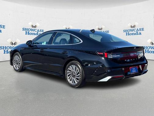 2024 Hyundai SONATA Hybrid SE