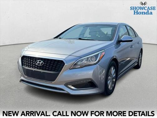2017 Hyundai SONATA Hybrid SE