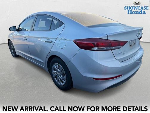 2018 Hyundai ELANTRA SE