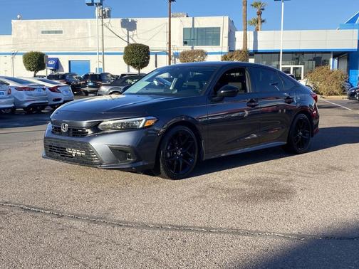 Photo 3 of 31 of 2022 Honda Civic Sport