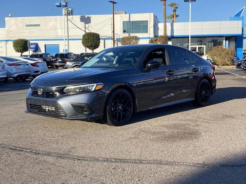 Photo 2 of 32 of 2022 Honda Civic Sport