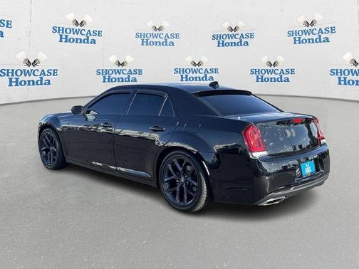 2022 Chrysler 300 S