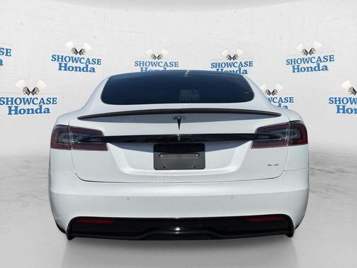 Pearl White Multi-Coat 2021 Tesla Model S Plaid