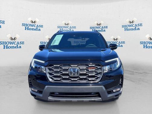 Crystal Black Pearl 2025 Honda Passport AWD TrailSport