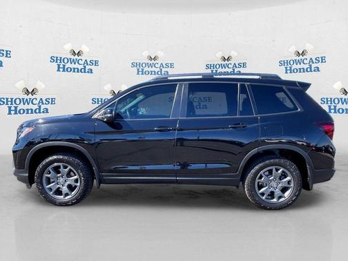 Crystal Black Pearl 2025 Honda Passport AWD TrailSport