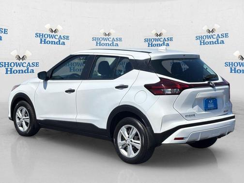 Fresh Powder 2024 Nissan Kicks S