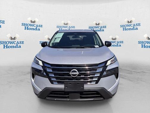 Brilliant Silver 2024 Nissan Rogue S