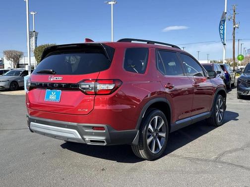 2025 Honda Pilot Elite