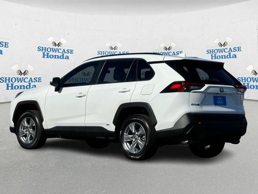 2023 Toyota RAV4 Hybrid XLE