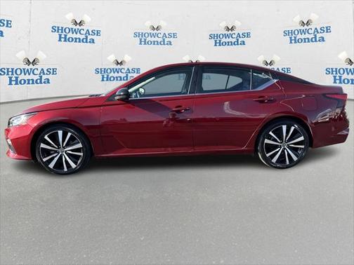 2021 Nissan Altima SR FWD