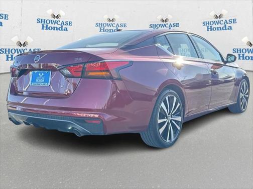 2021 Nissan Altima SR FWD