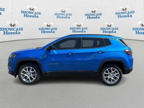 2023 Jeep Compass Latitude Lux