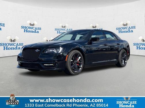 2023 Chrysler 300 C