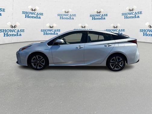 2022 Toyota Prius XLE