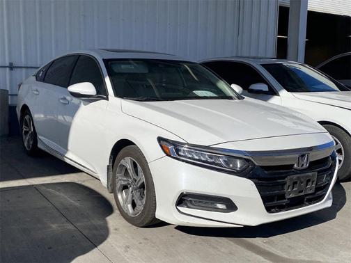 Photo 3 of 11 of 2018 Honda Accord EX-L