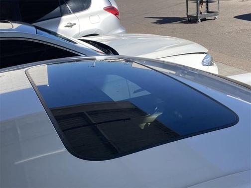 Photo 4 of 11 of 2018 Honda Accord EX-L