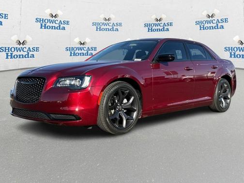2023 Chrysler 300 Touring