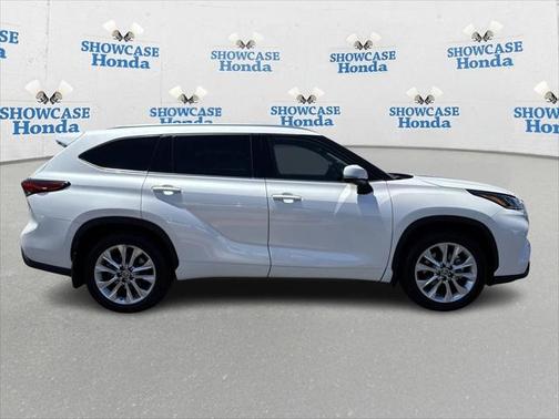 2022 Toyota Highlander Limited