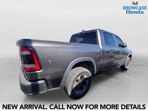 Granite Crystal Metallic Clearcoat 2019 RAM 1500 Rebel