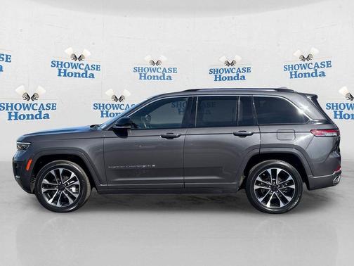 2022 Jeep Grand Cherokee Overland