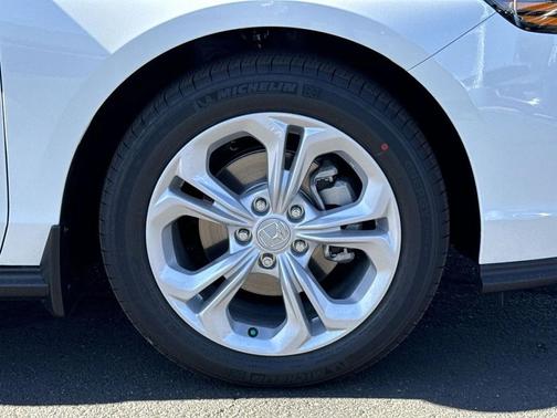 2025 Honda Accord LX 1.5T