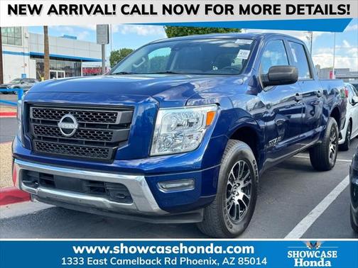 2023 Nissan Titan SV