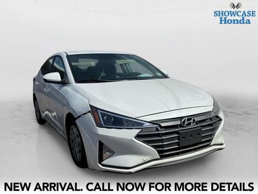 2019 Hyundai ELANTRA SE