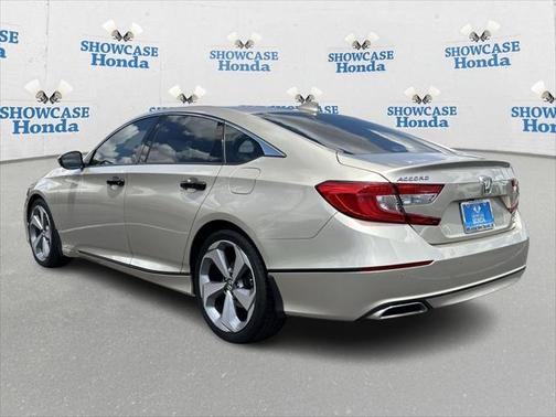 2019 Honda Accord Touring 2.0T
