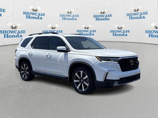 2025 Honda Pilot Touring 8-Passenger