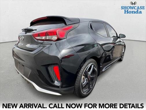 2019 Hyundai Veloster Base