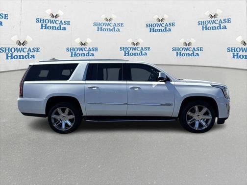 2018 Cadillac Escalade ESV Luxury