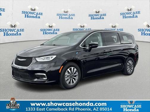 2023 Chrysler Pacifica Hybrid Touring L