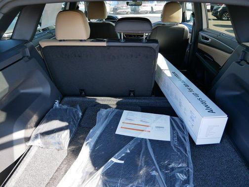 2026 Volkswagen Atlas Cross Sport 2.0T SE w/Technology 4MOTION