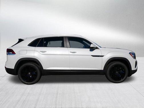 2026 Volkswagen Atlas Cross Sport 2.0T SE w/Technology 4MOTION