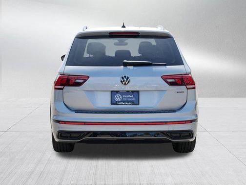Pyrite Silver Metallic 2023 Volkswagen Tiguan 2.0T SE R-Line Black 4MOTION