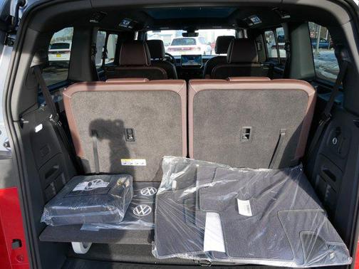 2025 Volkswagen ID. Buzz Pro S Plus with 4MOTION