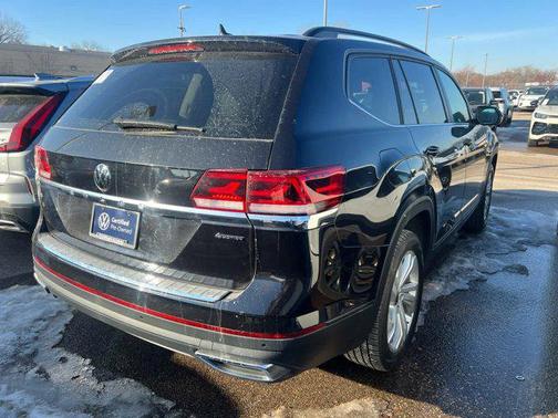 2023 Volkswagen Atlas 2.0T SE w/Technology 4MOTION