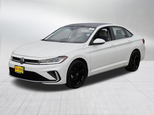 Opal White Pearl 2025 Volkswagen Jetta 1.5T SE